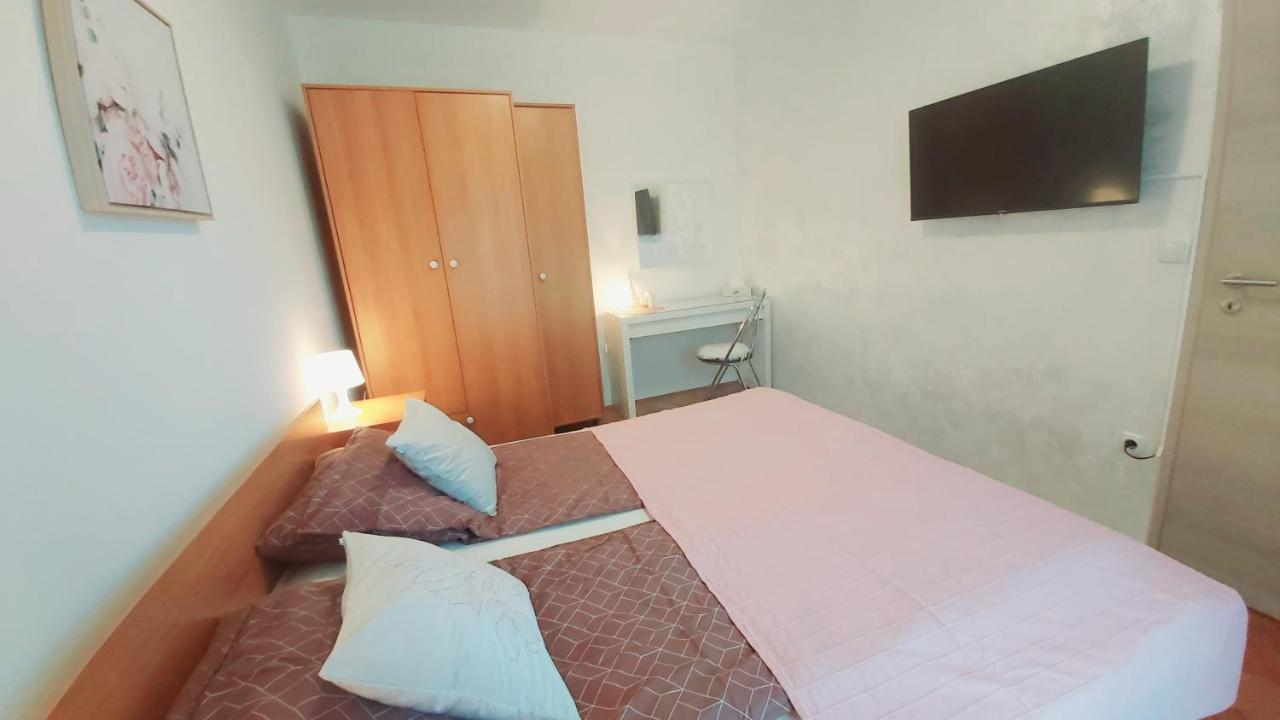 Apartments Lidija Umag Exterior photo